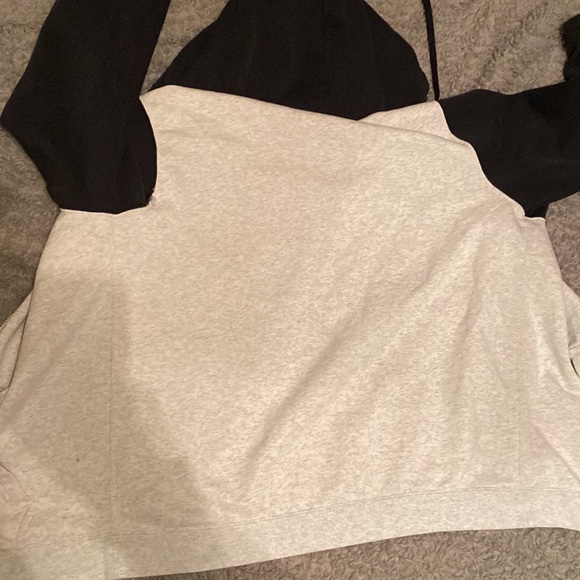 Nike zip up, Size M, Like New - Picture 5 of 5